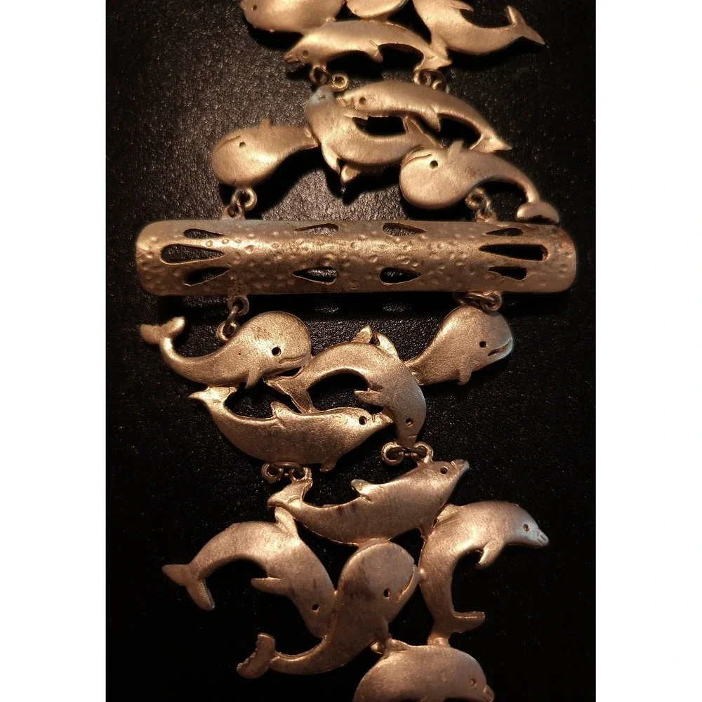Ultra Craft Vintage Dolphin over the shoulder Brooch Gold Tone Nautical Sea Life
